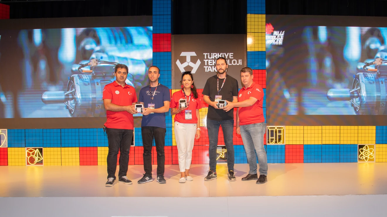 Selçuk Üniversitesi mezunu Ekşisu'ya TEKNOFEST'te En İyi Girişim Ödülü